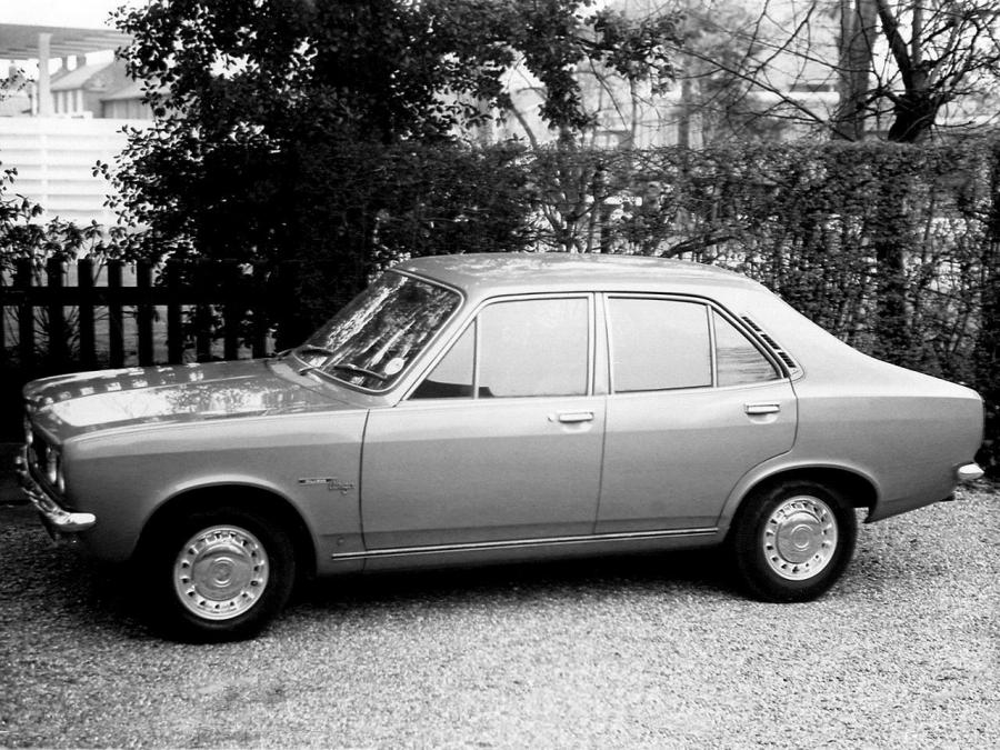  Hillman Avenger 4-Door Saloon 1970 года  (фото 3 из 3)